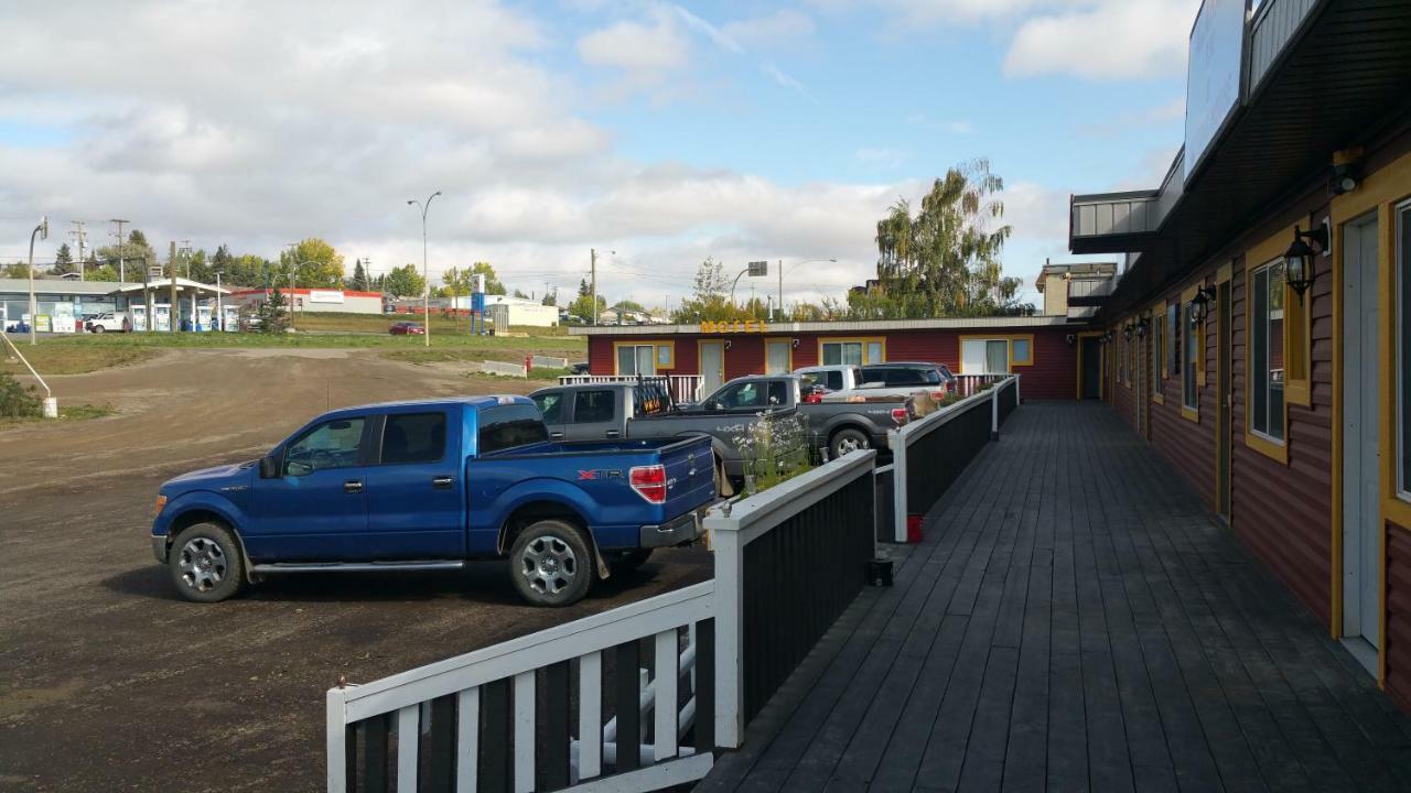 Alahart Motel Доусън Крийк Екстериор снимка
